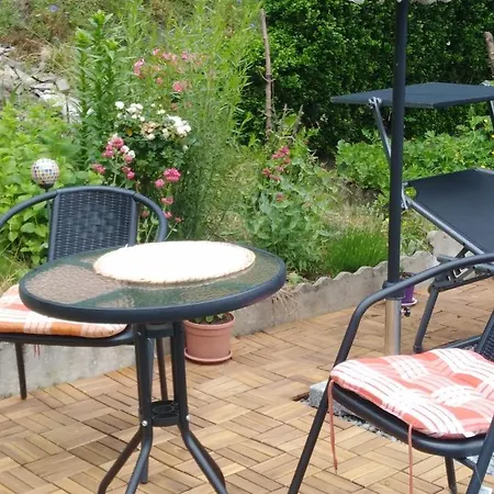 Appartement Un à Louer Ds Un Endroit Calme Près De La De