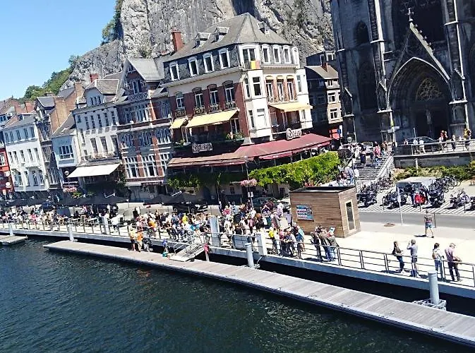 Un A Louer Ds Un Endroit Calme Pres De La De * Dinant