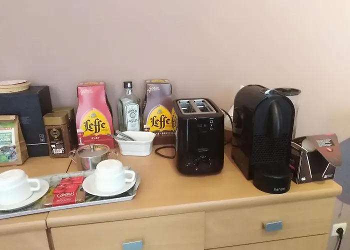 Un à Louer Ds Un Endroit Calme Près De La De Appartement *