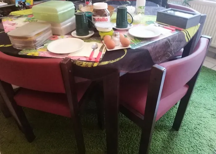 Un à Louer Ds Un Endroit Calme Près De La De