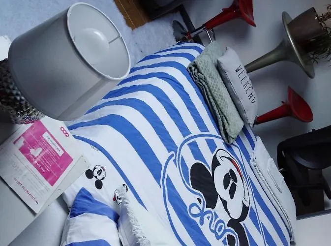 Un A Louer Ds Un Endroit Calme Pres De La De Apartment